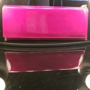 HOT PINK CLUTCH
